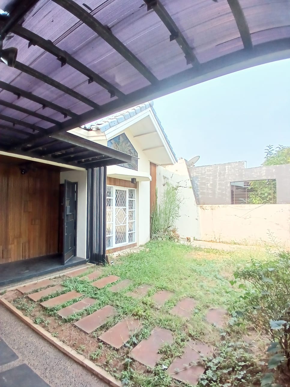 DiJual Rumah di Mekarindah Jababeka